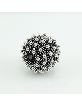 Large filigree blackberry charm in burnished silver for Filu & Trama base bracelet