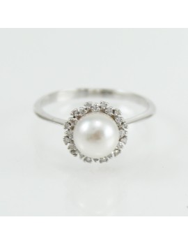 Anello donna oro bianco perla Akoya bianca 7/7,5 mm con diamanti Coscia fronte